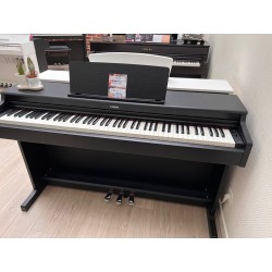 YDP-164 B (noir satiné) - Piano numérique Yamaha