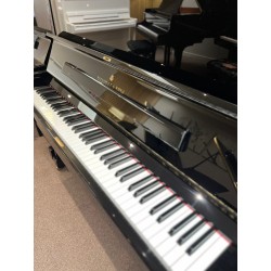 Piano droit d'occasion STEINWAY & SONS V125
