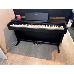 Yamaha YDP145 d'occasion. piano numérique yamaha d'occasion