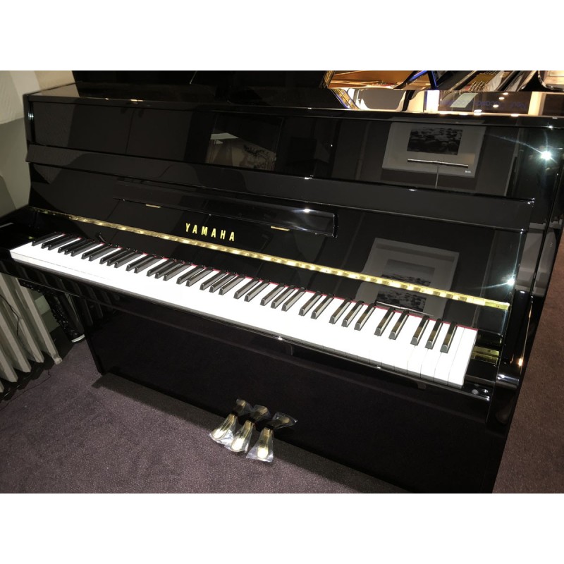 Piano yamaha B1 silent occasion