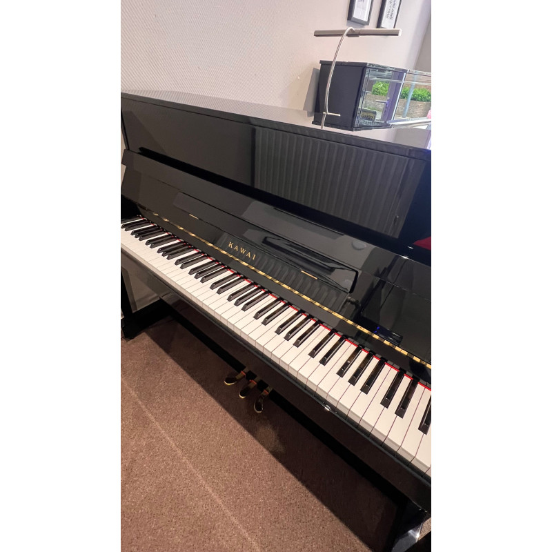 Piano d'occasion KAWAI CX5 noir verni