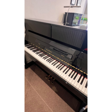 Piano d'occasion KAWAI CX5 noir verni