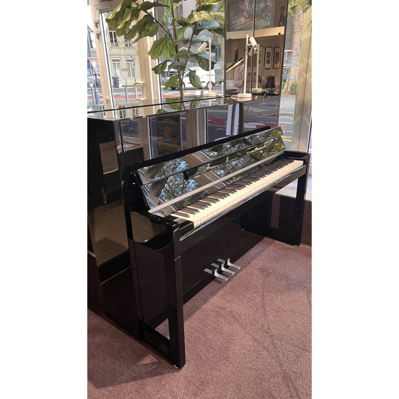 Piano droit d'occasion SCHIMMEL C116 Modus.